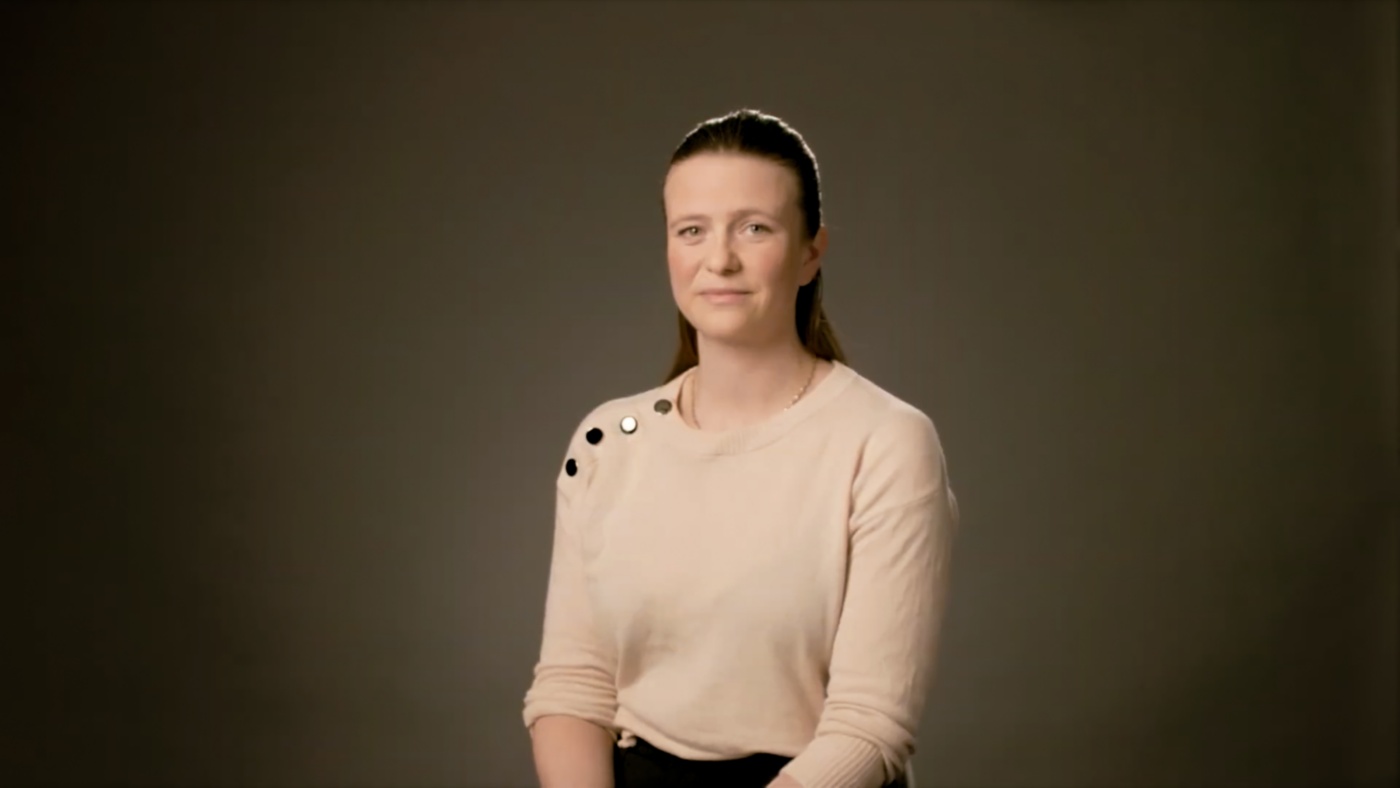 Image of a woman (headshot)