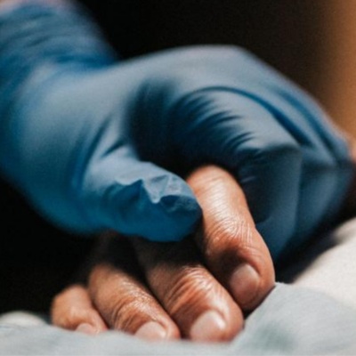 An illustration of two people at a doctor's office.