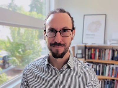 Headshot of Aaron Terrazas