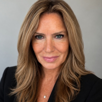 Headshot of Allison Joyce