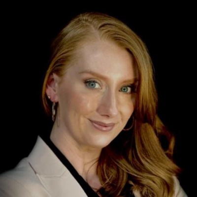 Headshot of Amanda Day