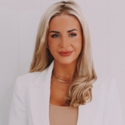 Headshot of Bel Bennett