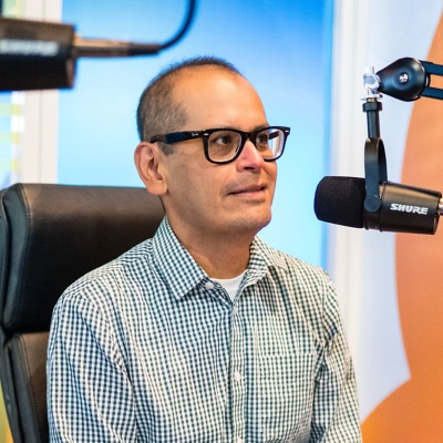 Headshot of Bruno J. Navarro