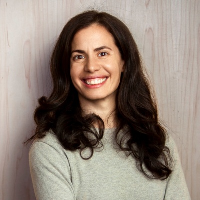 Athena Karp SVP, Product & Solutions Marketing 鶹ý