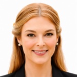Headshot of Hannah Wren