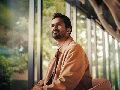Employee accessing benefits through Workday's pre-built provider integrations.