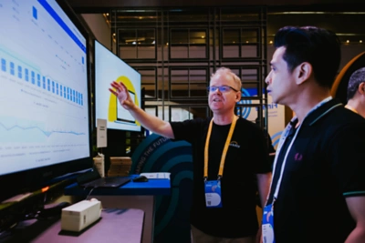 ݮƵ Elevate Singapore IT