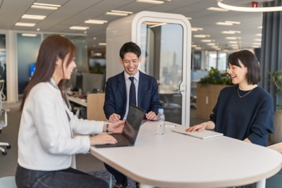 򤫤ϤäƥƩ`֥Ӥäƥ򤷤Ƥ 2 ˤT