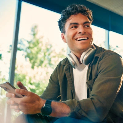 Employee accessing on-demand payroll data from a mobile device.